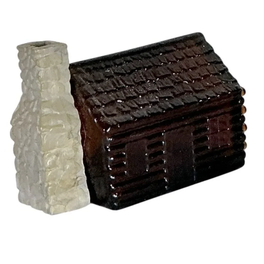 Vintage Avon Log Cabin Empty Wild Country Aftershave Glass Bottle Collectible